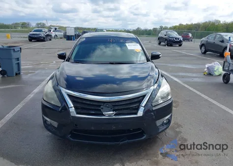 2015 Nissan Altima 2.5 Sv z USA, uszkodzony, nr VIN 1N4AL3AP1FC166579